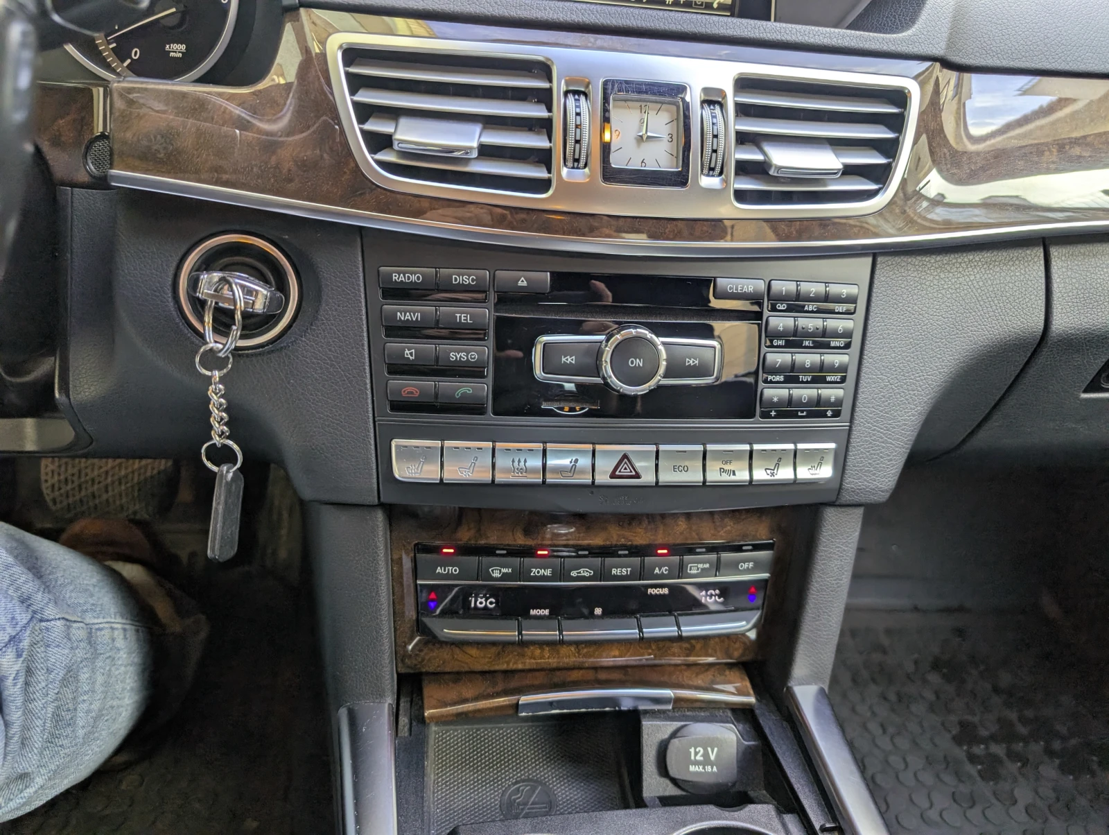 Mercedes-Benz CLS 350 4matic - изображение 8