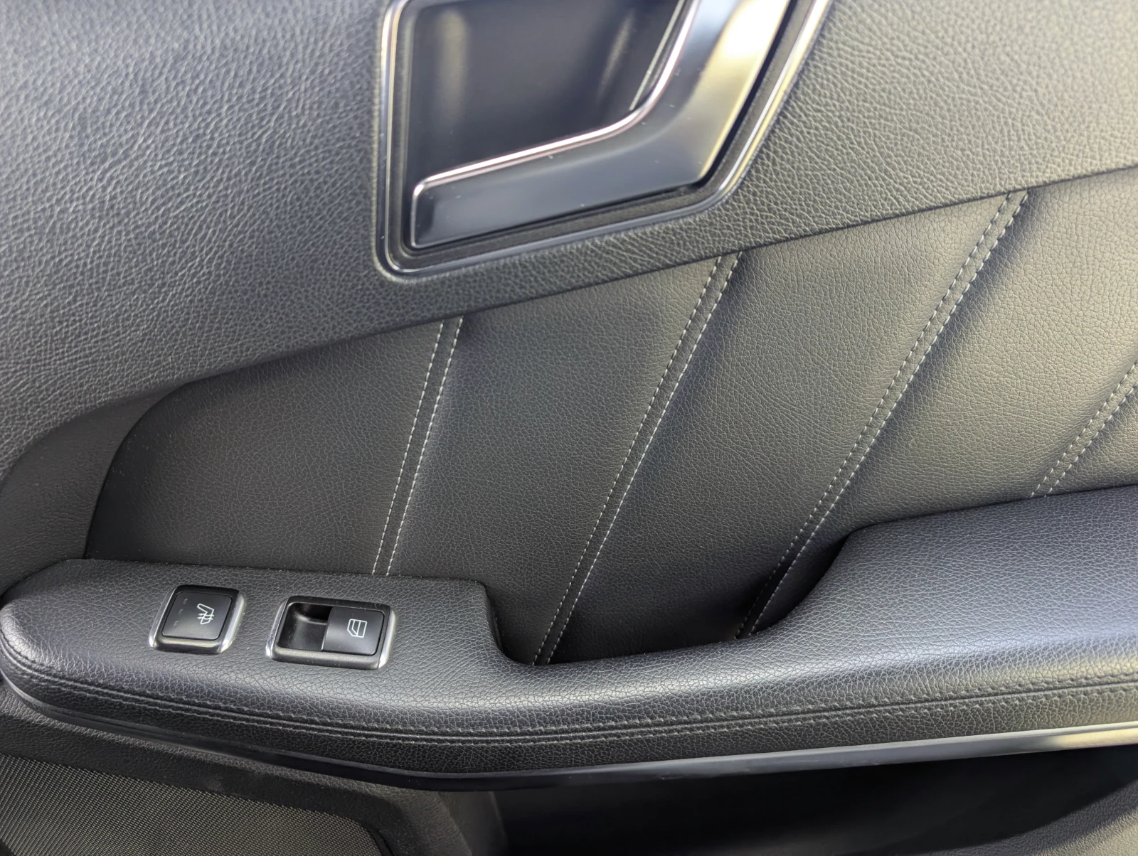 Mercedes-Benz CLS 350 4matic - изображение 4