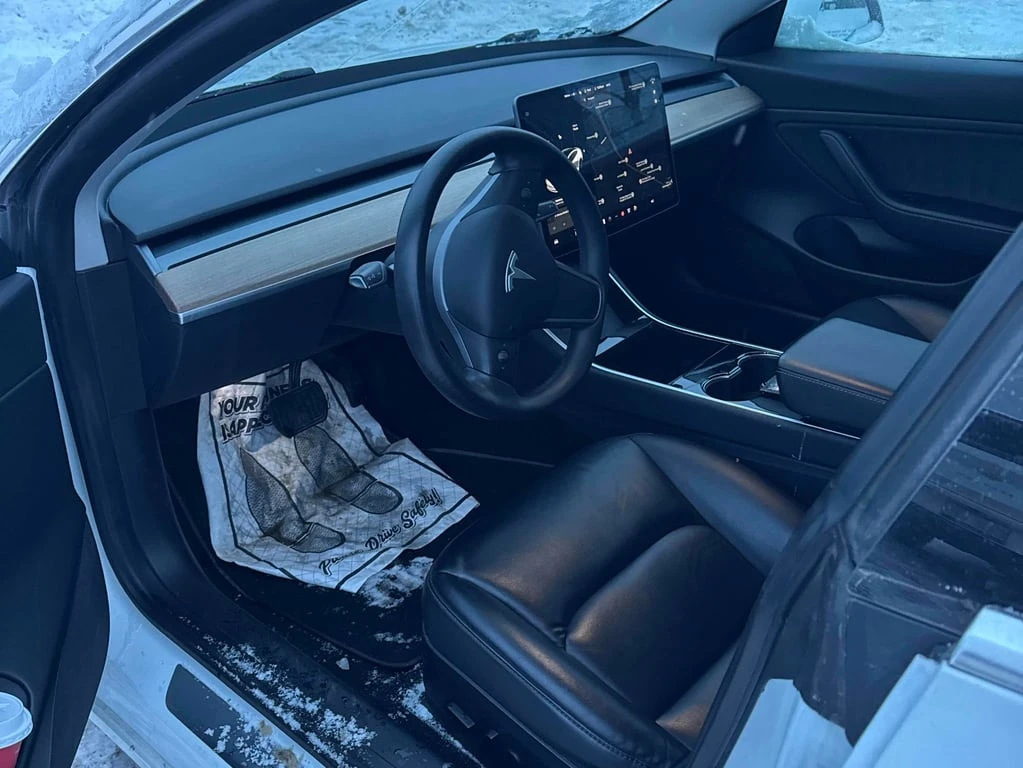 Tesla Model 3 | Long Range | DUAL MOTOR| CARFAX| АВТОФИНАНСИРАНЕ - изображение 6