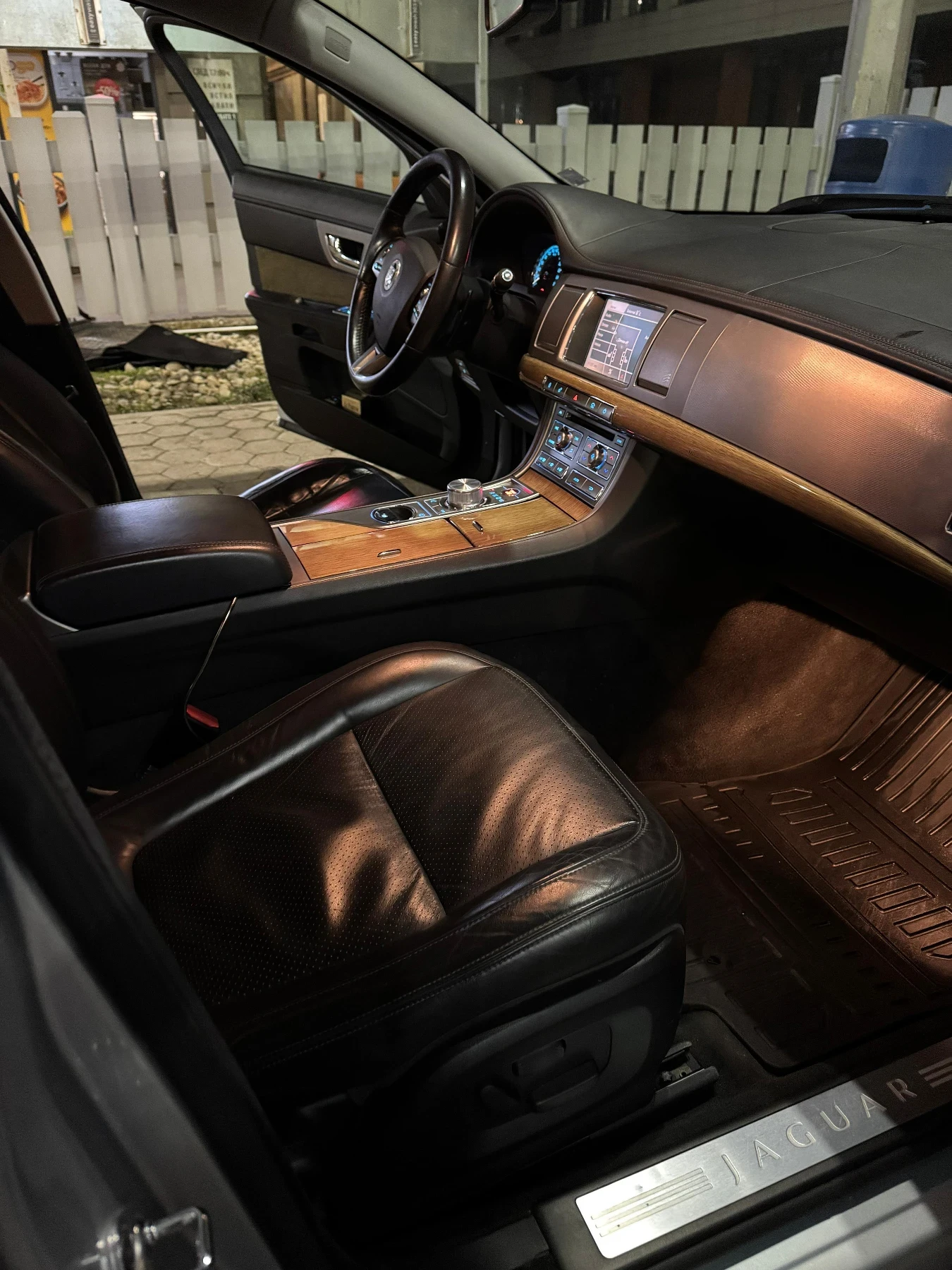 Jaguar Xf Jaguar XF 2.7D 116, 000 KM  | Mobile.bg � ����������� 11