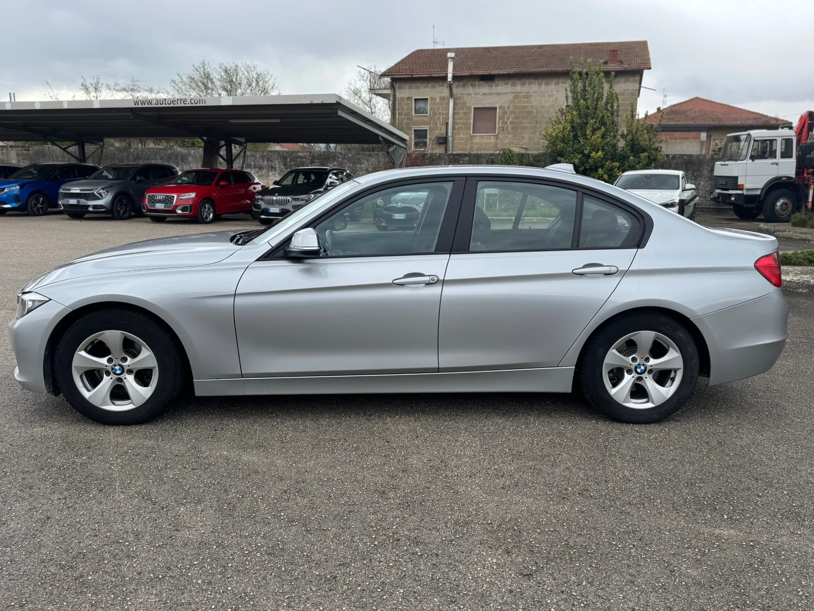 BMW 320 320D Navi;:Top;:Sedan::, снимка 7 - Автомобили и джипове - 54045223
