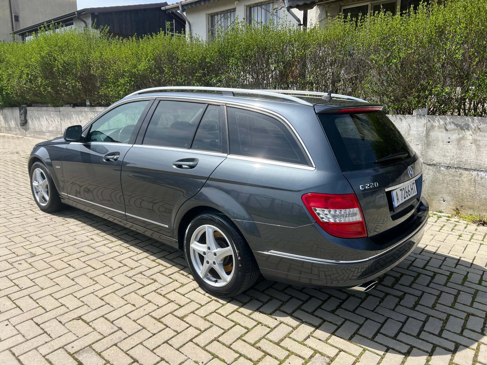 Mercedes-Benz C 220, снимка 6 - Автомобили и джипове - 54184116