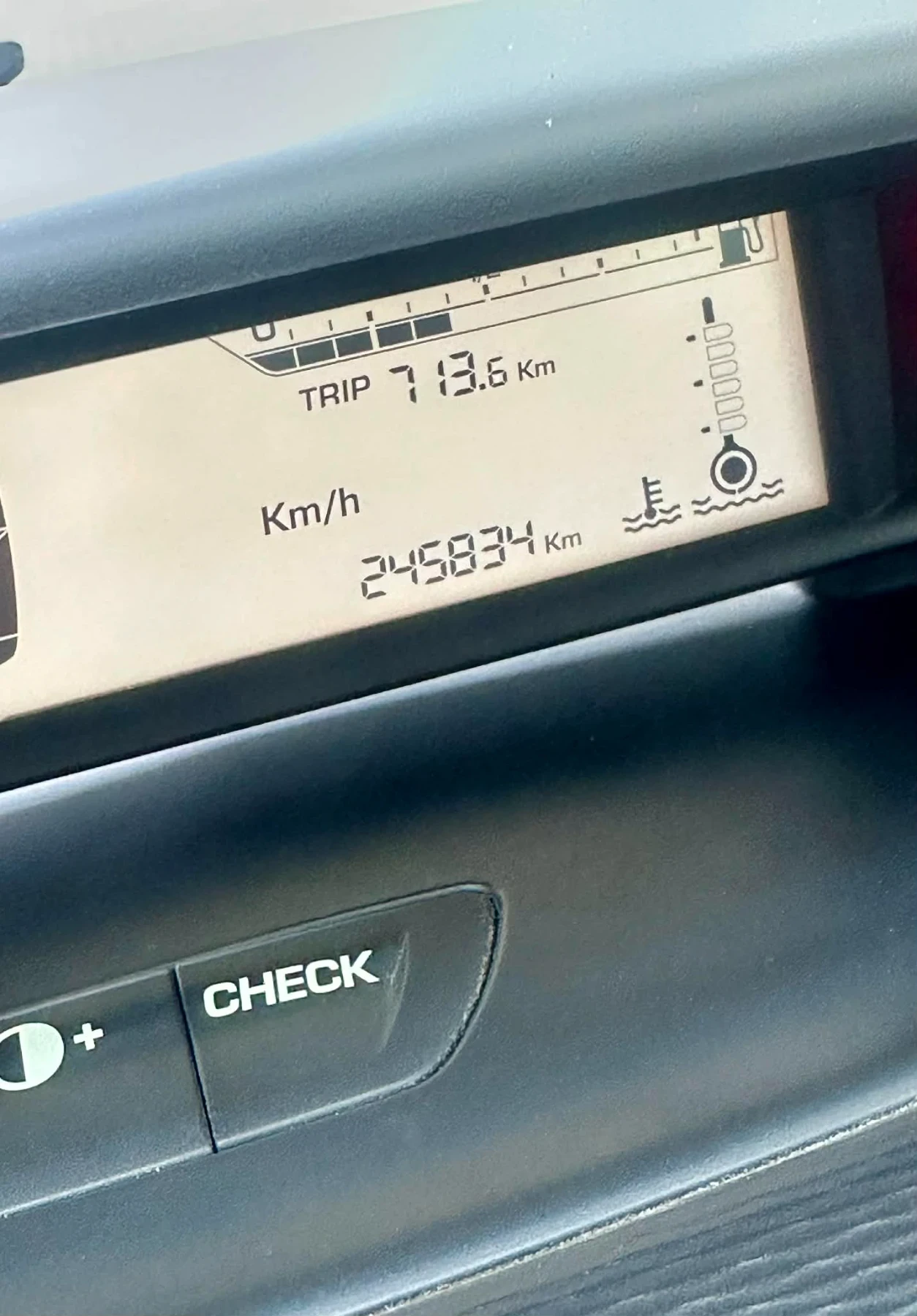 Citroen C4, снимка 11 - Автомобили и джипове - 54454761