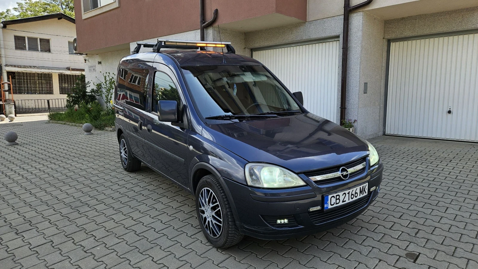 Opel Combo Газ!!!, снимка 3 - Автомобили и джипове - 54512689
