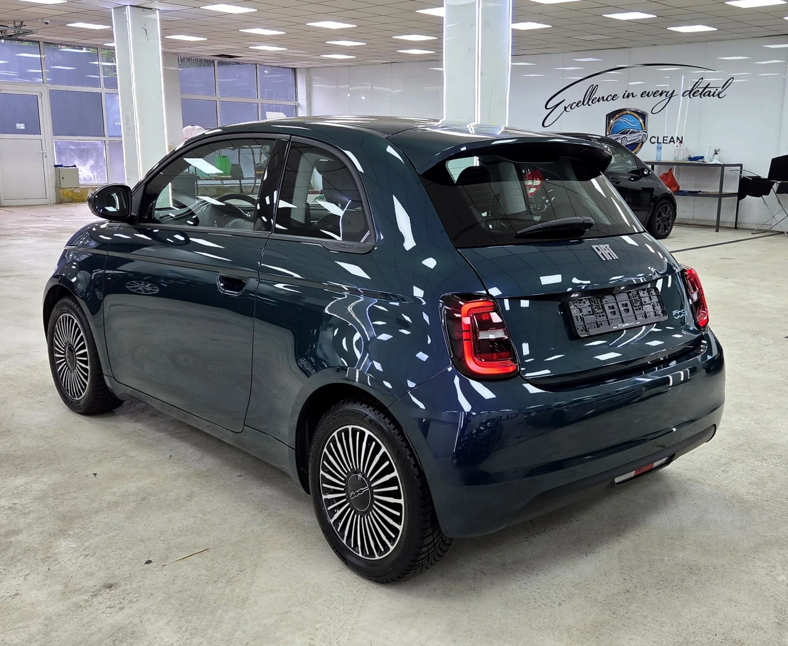 Fiat 500 42КWh/3 Врати/Long Range, снимка 4 - Автомобили и джипове - 54649102