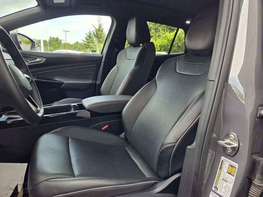 VW ID.4 PRO AWD/FULL/360CAM, снимка 9 - Автомобили и джипове - 55223441
