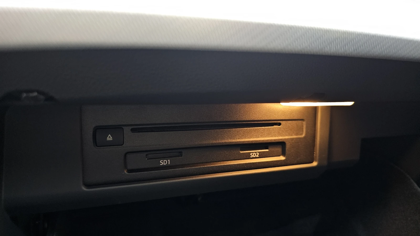 Audi A4  40 TFSI | Mobile.bg � ����������� 13