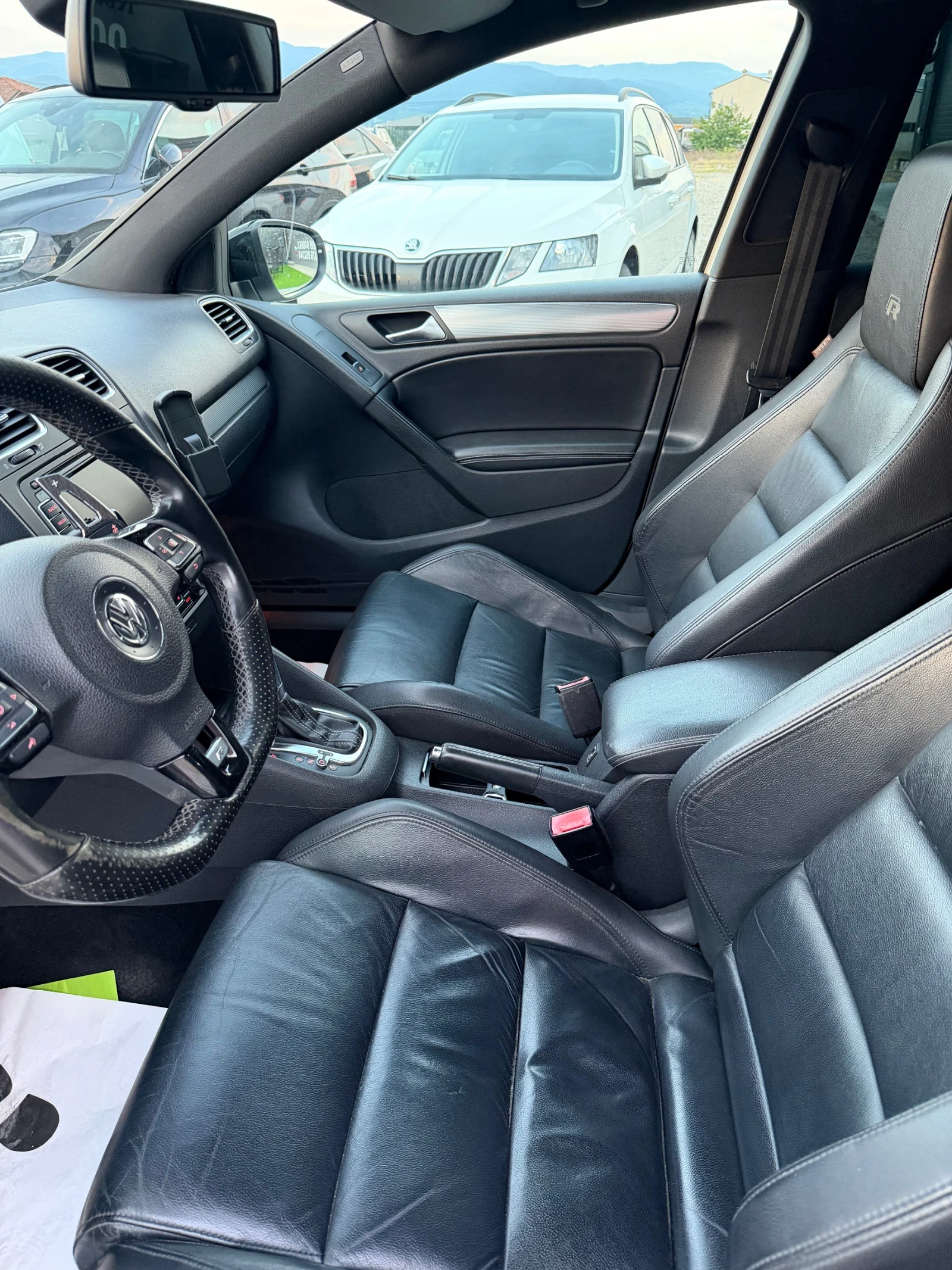VW Golf R 2.0, снимка 15 - Автомобили и джипове - 55335225