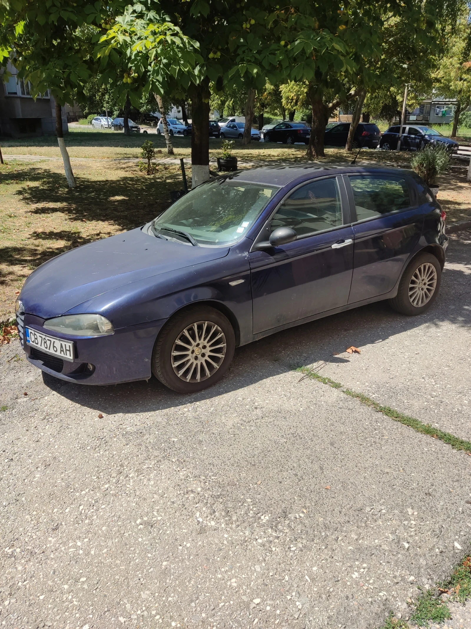 Alfa Romeo 147 1.9 JTD, снимка 2 - Автомобили и джипове - 55512259