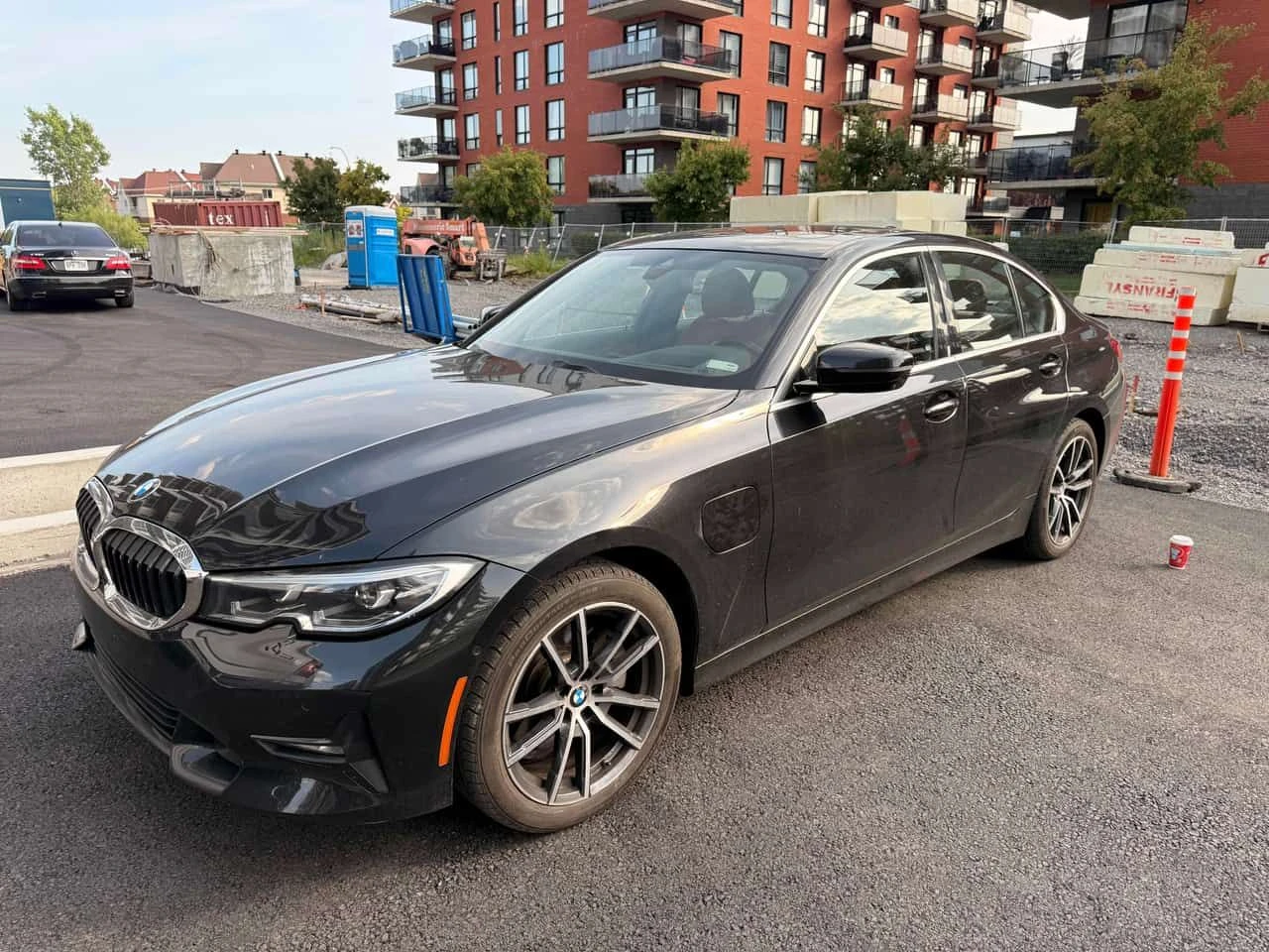BMW 330 * 330e xDrive * АВТОКРЕДИТ БЕЗ ПЪРВОНАЧАЛНА ВНОСКА