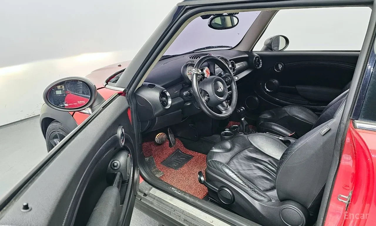 Mini Cooper s R56 1.6 TURBO AUTOMATIC, снимка 5 - Автомобили и джипове - 55970660
