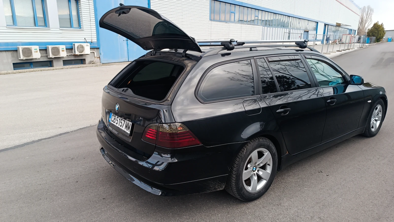 BMW 523 Е61, снимка 8 - Автомобили и джипове - 55989869