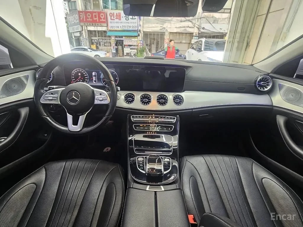 Mercedes-Benz CLS 400 d 4MATIC /ОБДУХВАНЕ/ШИБИДАХ/ДИСТРОНИК/360, снимка 7 - Автомобили и джипове - 56140072