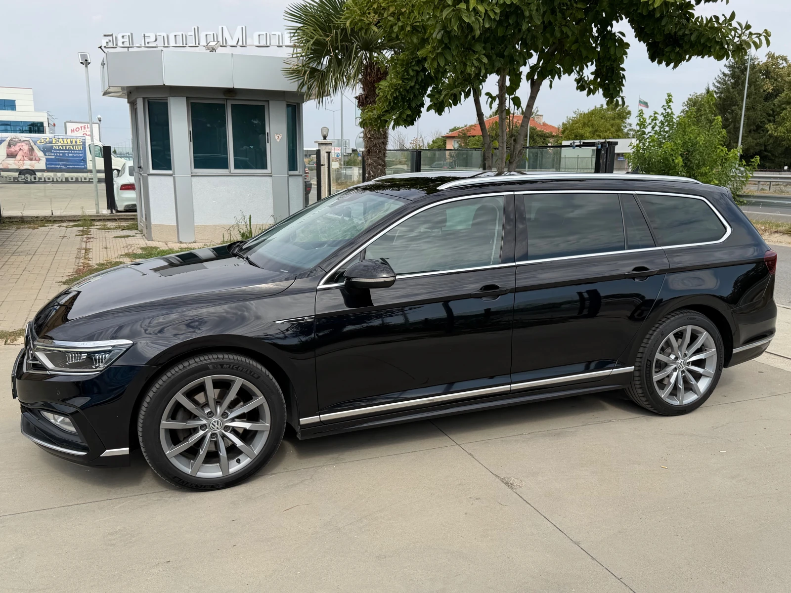 VW Passat 2.0TDI-190ps, 4-MOTION, R LINE, FACE, LED, DISTR, , снимка 7 - Автомобили и джипове - 56163596