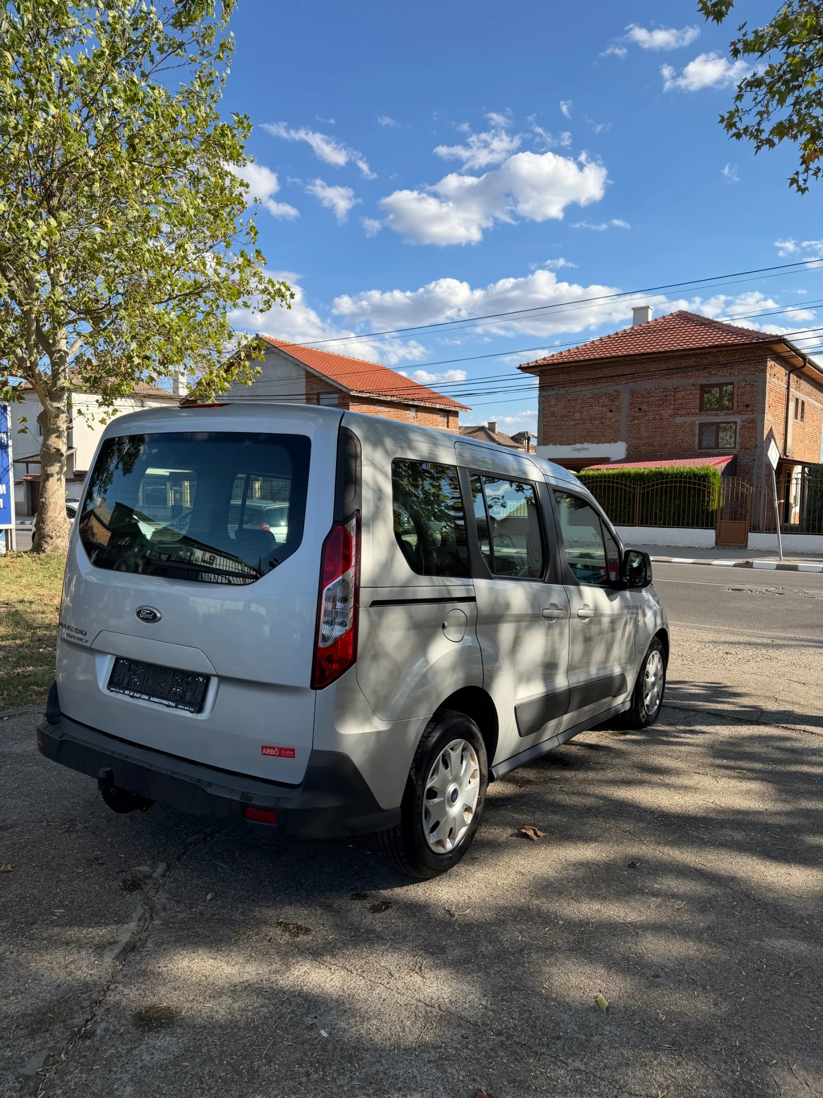 Ford Tourneo Connect 1.6 DIESEL AUSTRIA, снимка 5 - Автомобили и джипове - 56220462