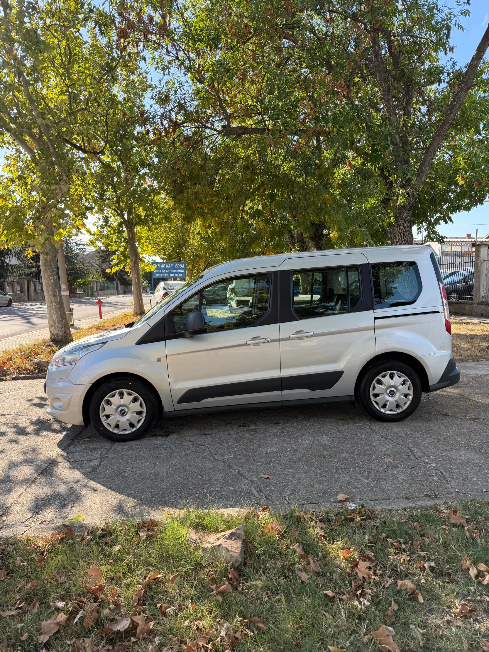 Ford Tourneo Connect 1.6 DIESEL AUSTRIA, снимка 8 - Автомобили и джипове - 56220462