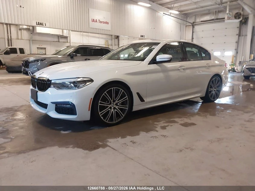 BMW 540 xDrive* M ПАКЕТ* МАСАЖИ* HARMAN* КЛИП НА МОТОРА, снимка 2 - Автомобили и джипове - 56245257