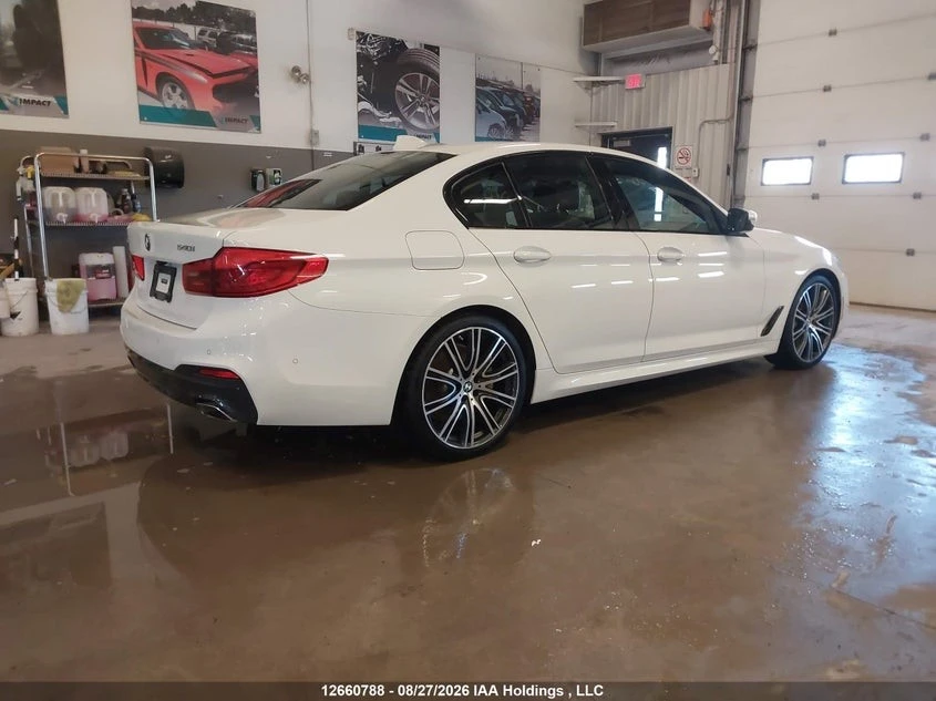 BMW 540 xDrive* M ПАКЕТ* МАСАЖИ* HARMAN* КЛИП НА МОТОРА, снимка 4 - Автомобили и джипове - 56245257
