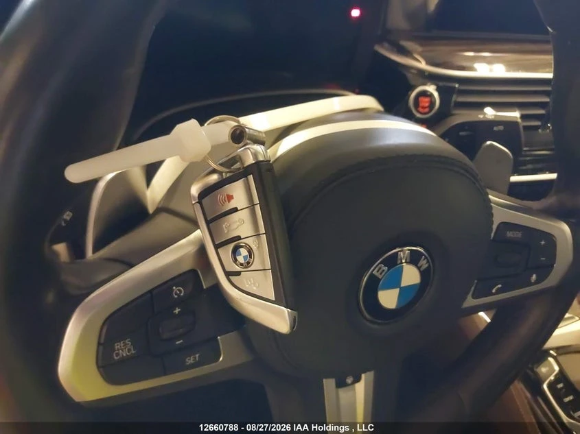 BMW 540 xDrive* M ПАКЕТ* МАСАЖИ* HARMAN* КЛИП НА МОТОРА, снимка 10 - Автомобили и джипове - 56245257