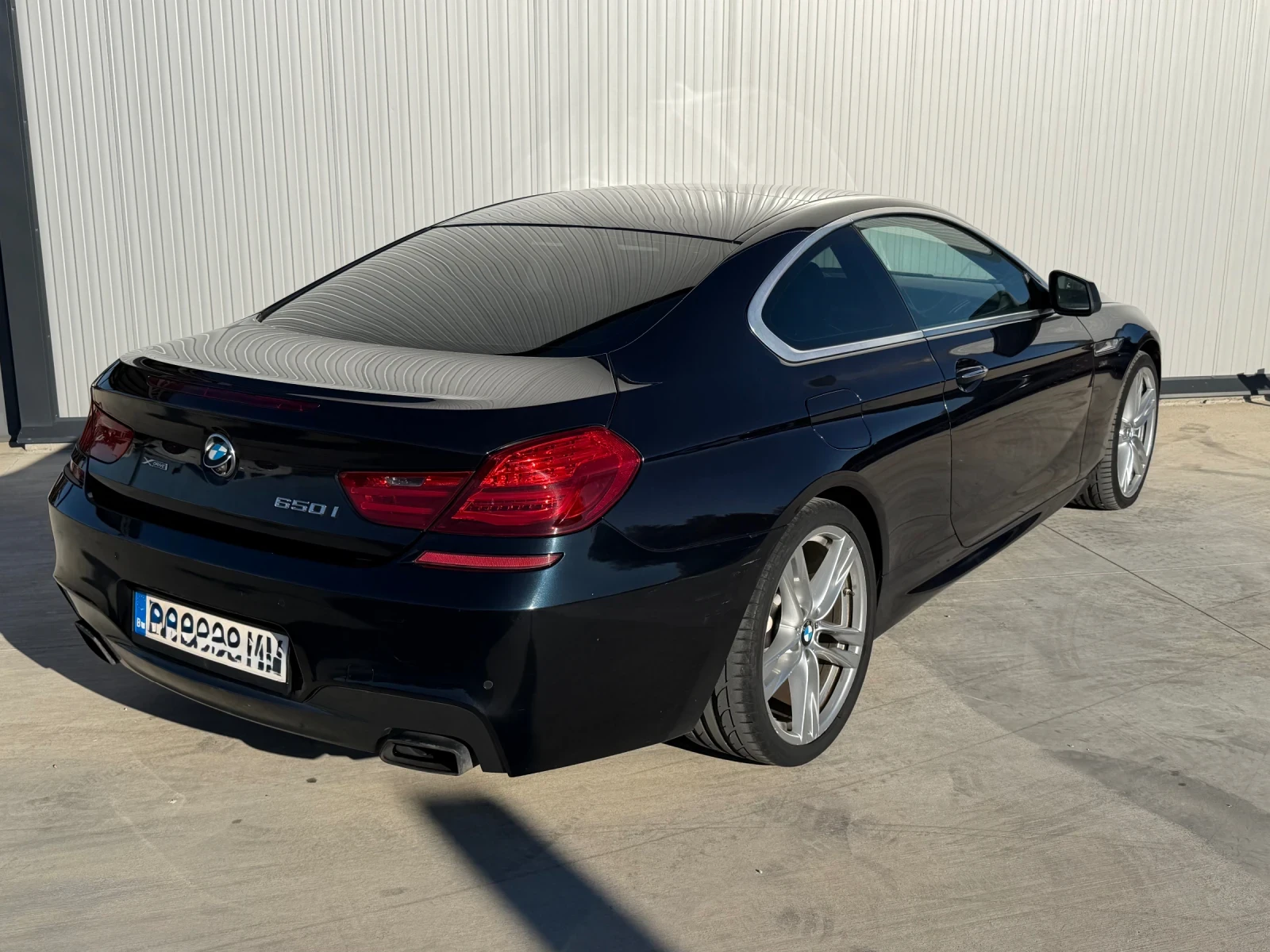 BMW 650 i* X-Drive* M-Pack* Head-Up* Night Vision* , снимка 4 - Автомобили и джипове - 56362365