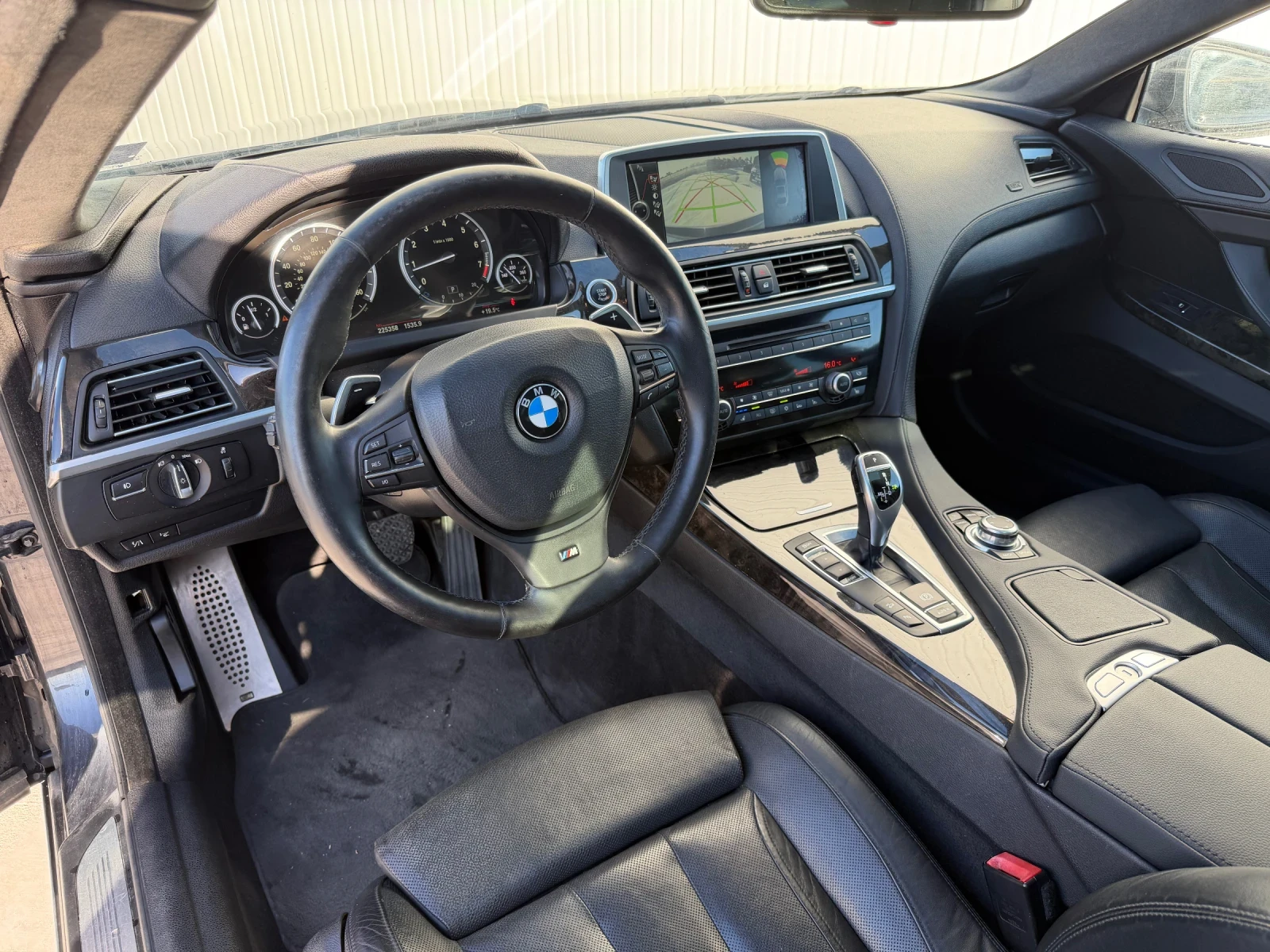 BMW 650 i* X-Drive* M-Pack* Head-Up* Night Vision* , снимка 7 - Автомобили и джипове - 56362365