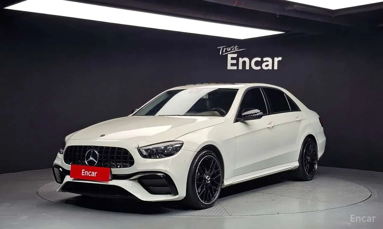 Mercedes-Benz E 200 АМГ ПАКЕТ/CGI * ФИНАНСИРАНЕ
