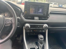 Toyota Rav4 * XLE * ПРЕДСТАВИТЕЛСТВО * ПОДГРЕВИ * КАМЕРА * ПАМ, снимка 9