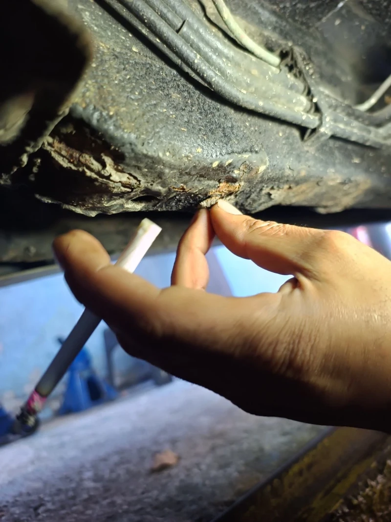 Suzuki Grand vitara, снимка 12 - Автомобили и джипове - 52892586