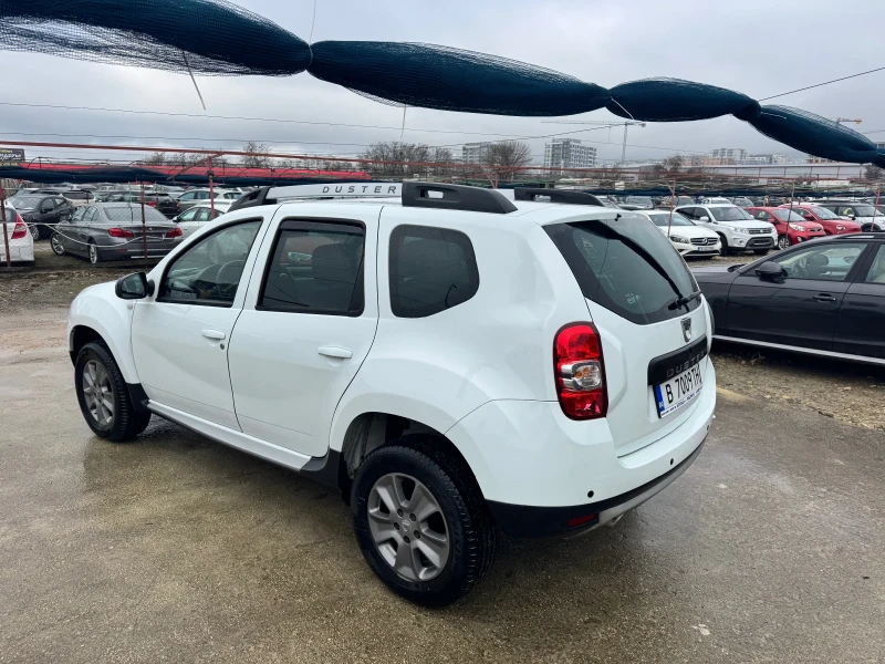 Dacia Duster 1.6 Benzin/LPG, снимка 5 - Автомобили и джипове - 53379831