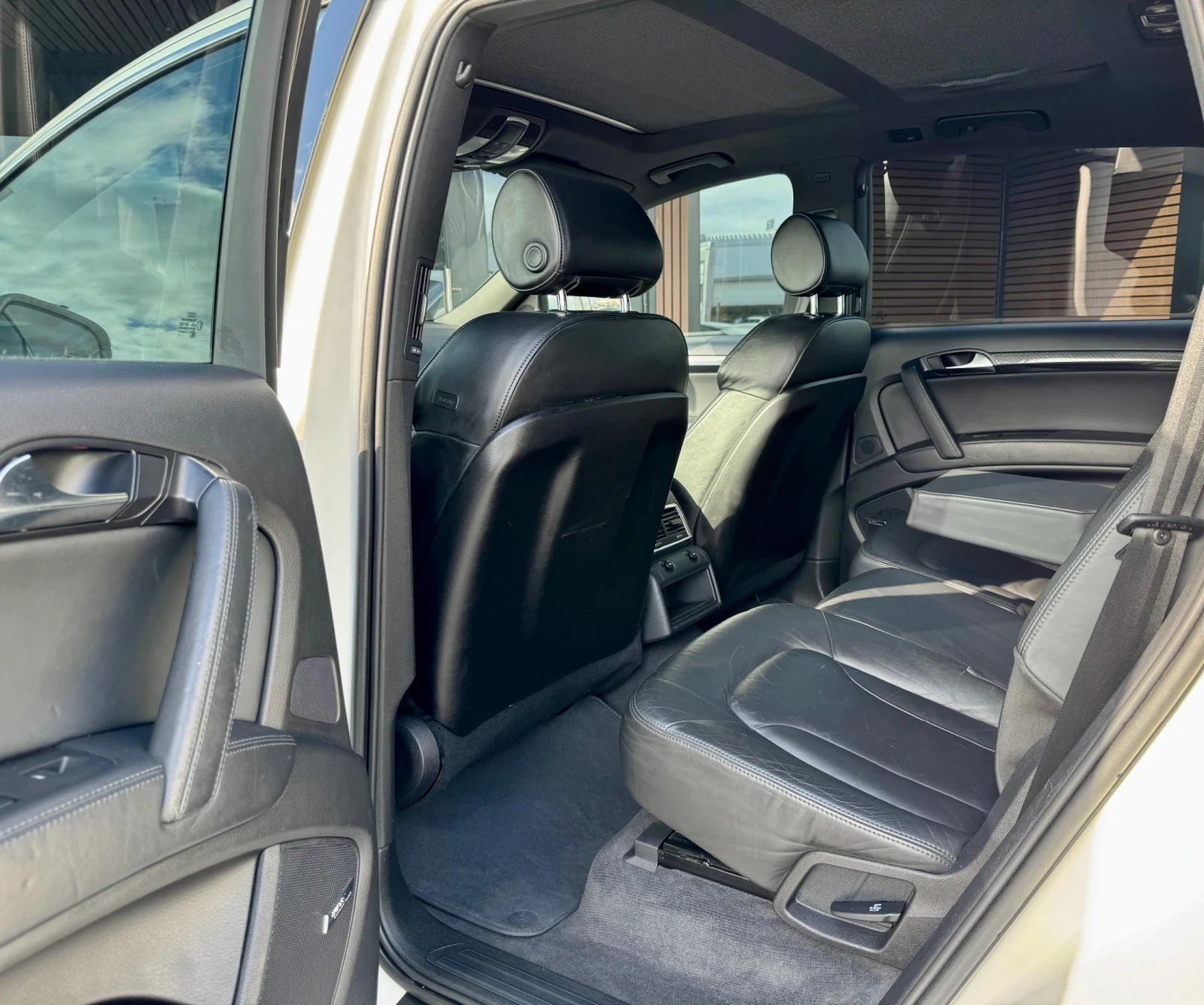 Audi Q7 4.2 TDI-Sline-Bose-Keyless!!! - изображение 8