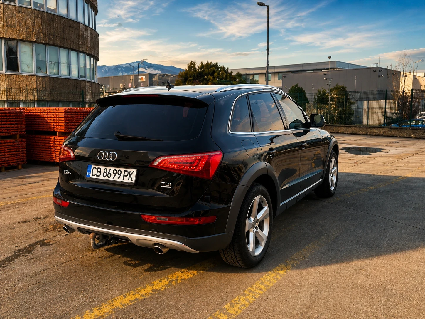 Audi Q5 3.0 TDI, 240HP, Off-road Пакет, снимка 4 - Автомобили и джипове - 54445235