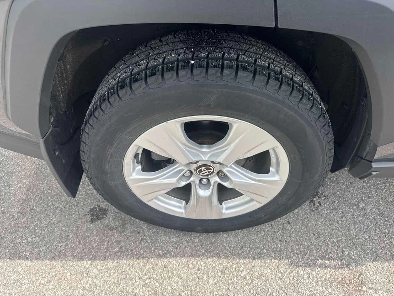 Toyota Rav4 * XLE * ПРЕДСТАВИТЕЛСТВО * ПОДГРЕВИ * КАМЕРА * ПАМ, снимка 13 - Автомобили и джипове - 54021133