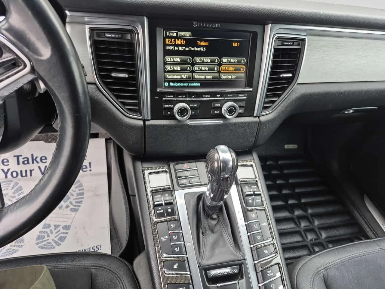 Porsche Macan * S * ALCANTARA * ПОДГРЕВ * ПРЕДСТАВИТЕЛСТВО, снимка 9 - Автомобили и джипове - 54356747