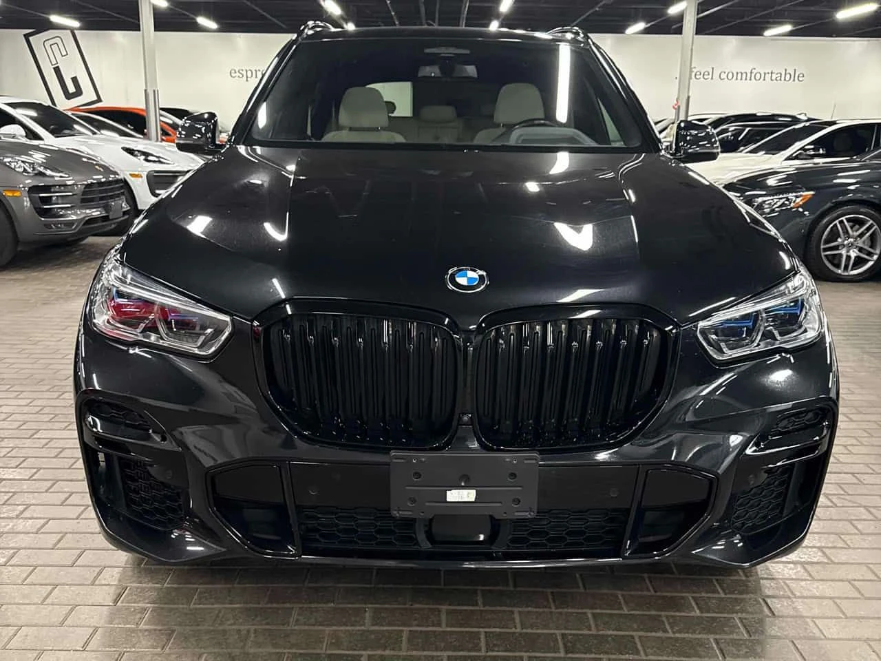 BMW X5 * M50i * ЛАЗЕР * ОБДУХВАНЕ * ДИСТРОНИК * H/K, снимка 6 - Автомобили и джипове - 54393645