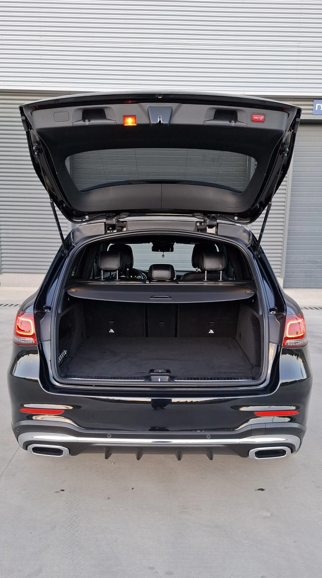 Mercedes-Benz GLC 300 SUV, снимка 7 - Автомобили и джипове - 54560175