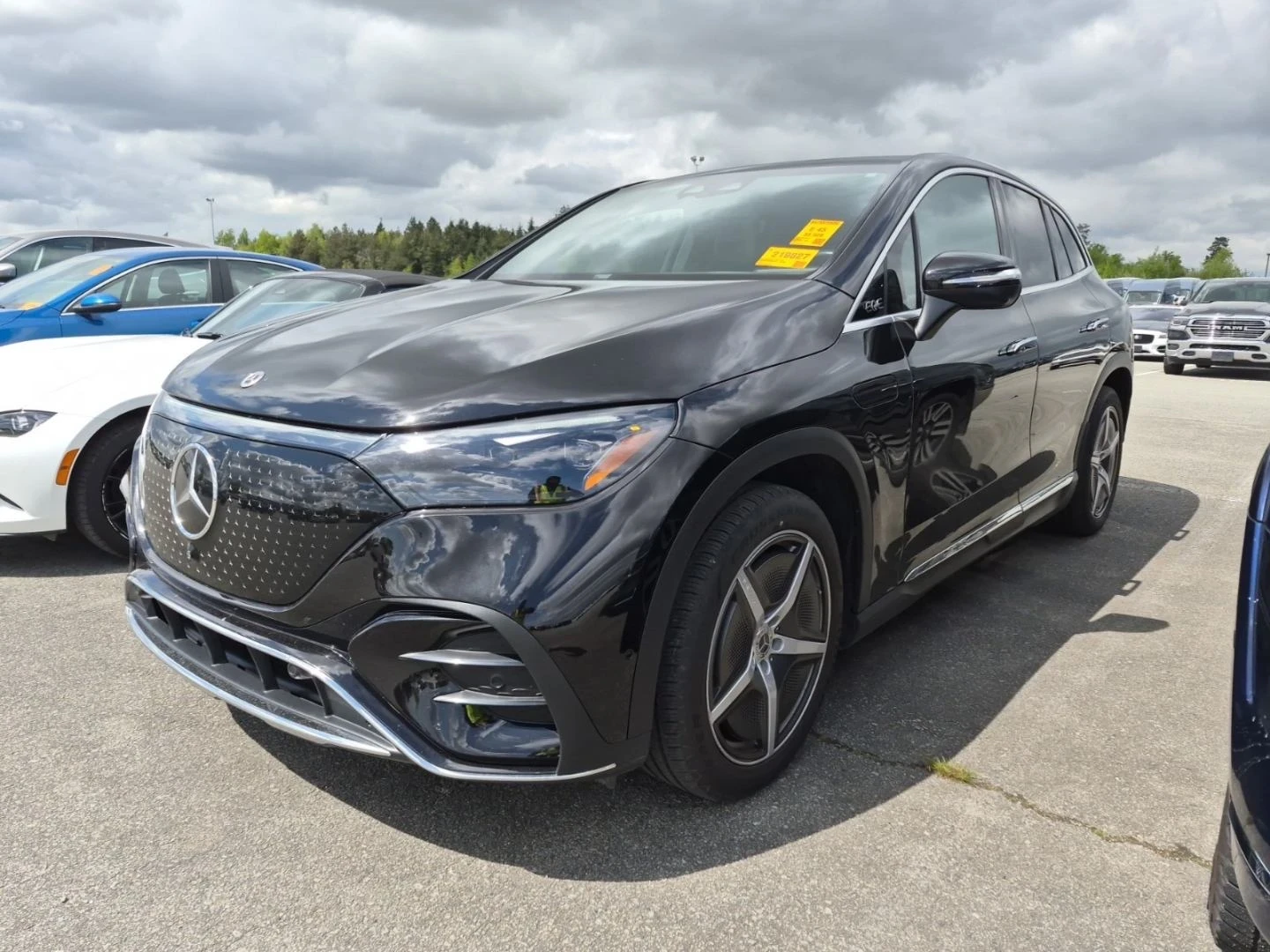 Mercedes-Benz EQE 500 2023 * Dual Motor * BURMESTER * ПАНО * Head-Up