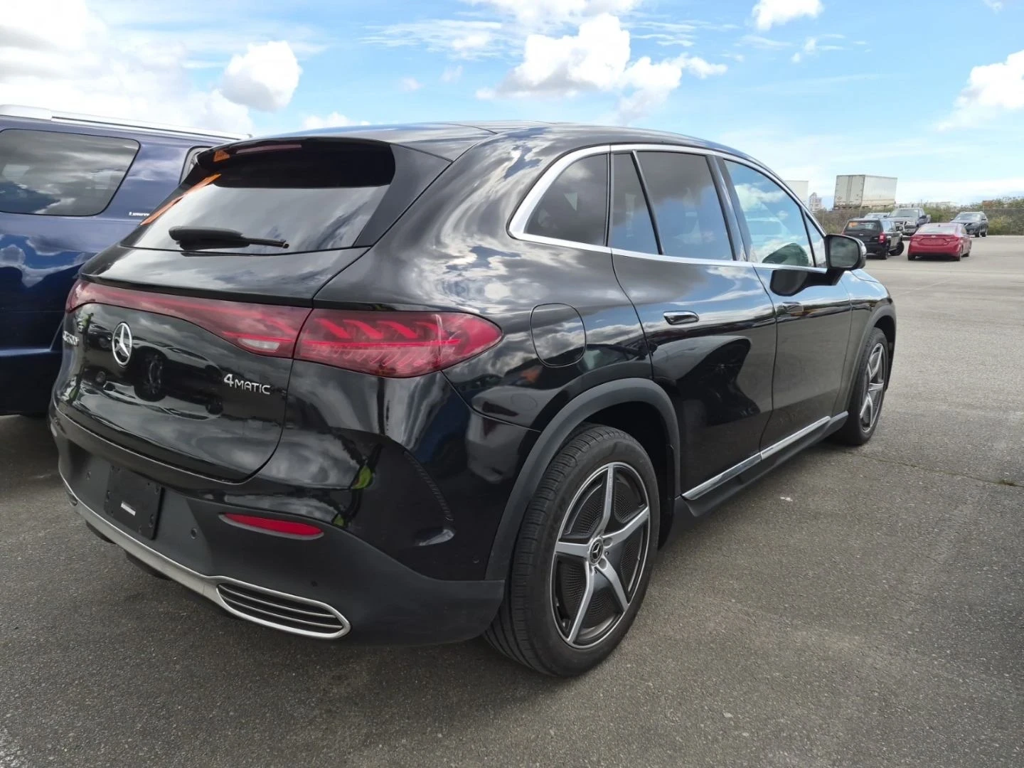 Mercedes-Benz EQE 500 2023 * Dual Motor * BURMESTER * ПАНО * Head-Up, снимка 3 - Автомобили и джипове - 54596908