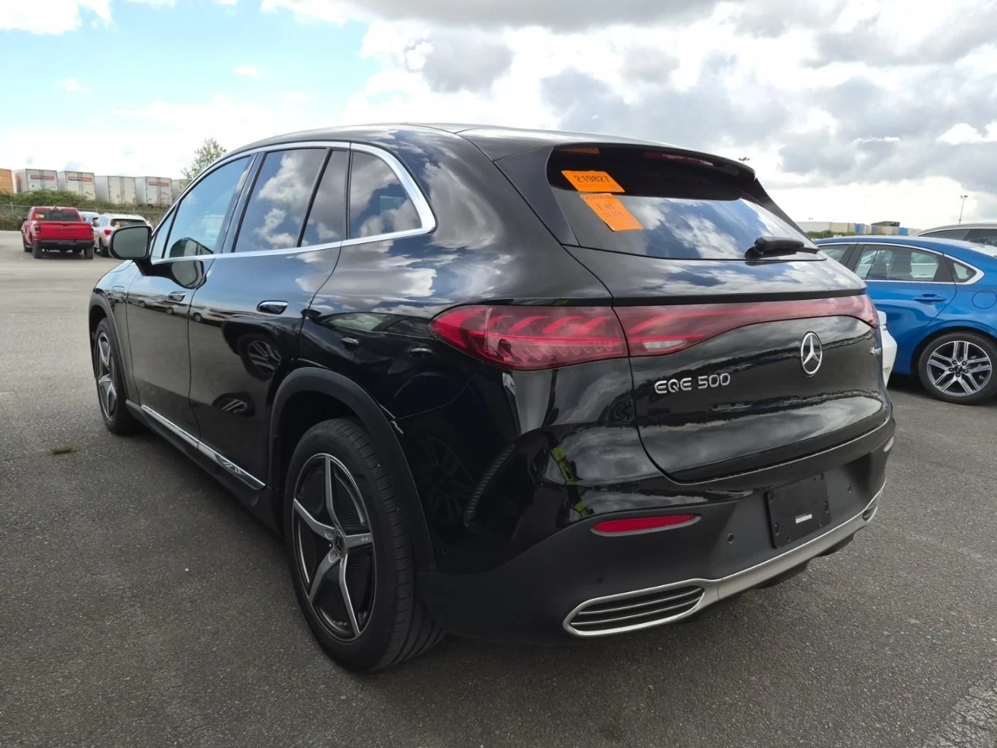 Mercedes-Benz EQE 500 2023 * Dual Motor * BURMESTER * ПАНО * Head-Up, снимка 4 - Автомобили и джипове - 54596908
