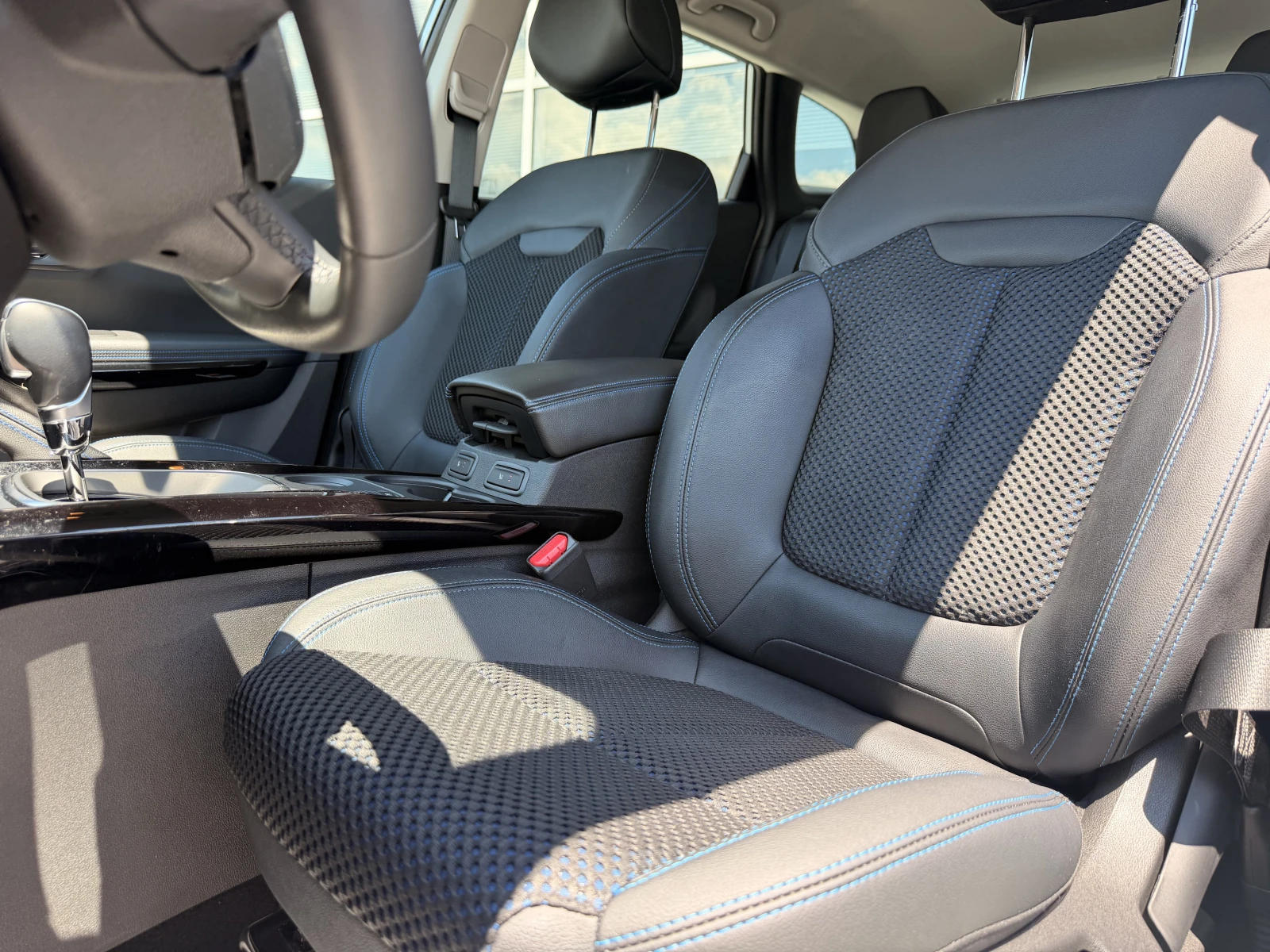 Renault Kadjar 1.3 ТCe / 140 к.с. / ZEN, снимка 10 - Автомобили и джипове - 54836223