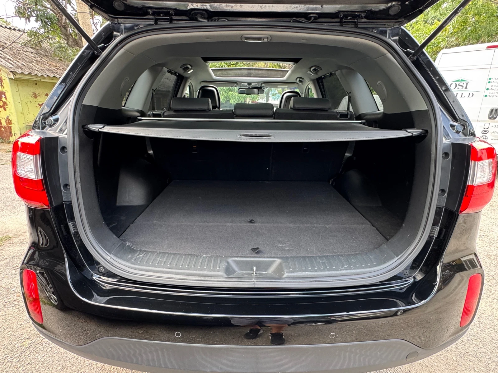 Kia Sorento 4x4* Navi* Panorama* Kamera | Mobile.bg � ����������� 16