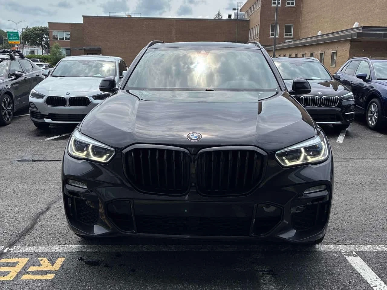 BMW X5 xDrive40i M SPORT | LASER | CARFAX | АВТОКРЕДИТ, снимка 2 - Автомобили и джипове - 55468100