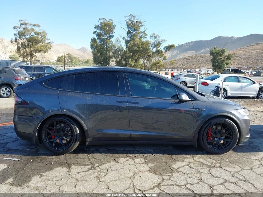 Tesla Model X 60D/70D/75D/90D/P100D, снимка 13 - Автомобили и джипове - 56525741