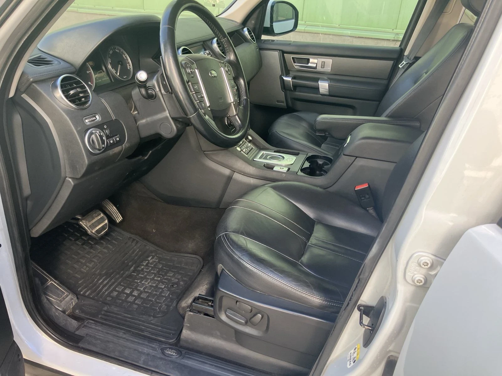 Land Rover Discovery, снимка 7 - Автомобили и джипове - 56719715
