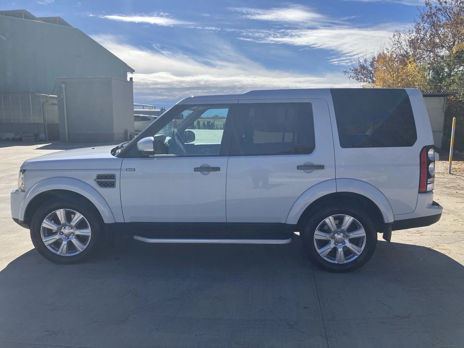 Land Rover Discovery, снимка 4 - Автомобили и джипове - 56719715