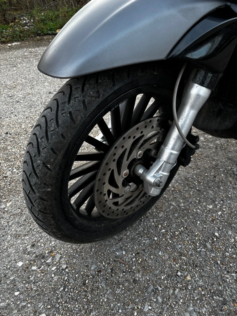 Piaggio Beverly 300 i, снимка 10 - Мотоциклети и мототехника - 52506456