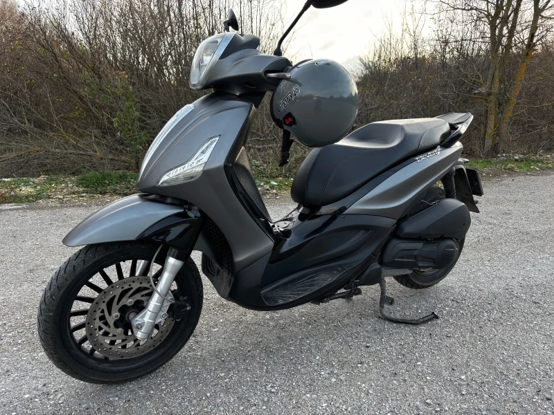 Piaggio Beverly 300 i, снимка 2 - Мотоциклети и мототехника - 52506456
