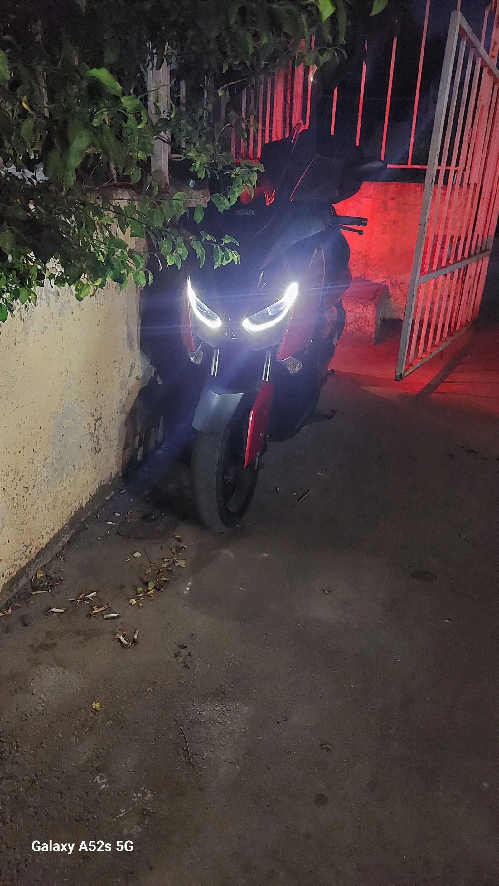 Yamaha X-max 300 - изображение 6