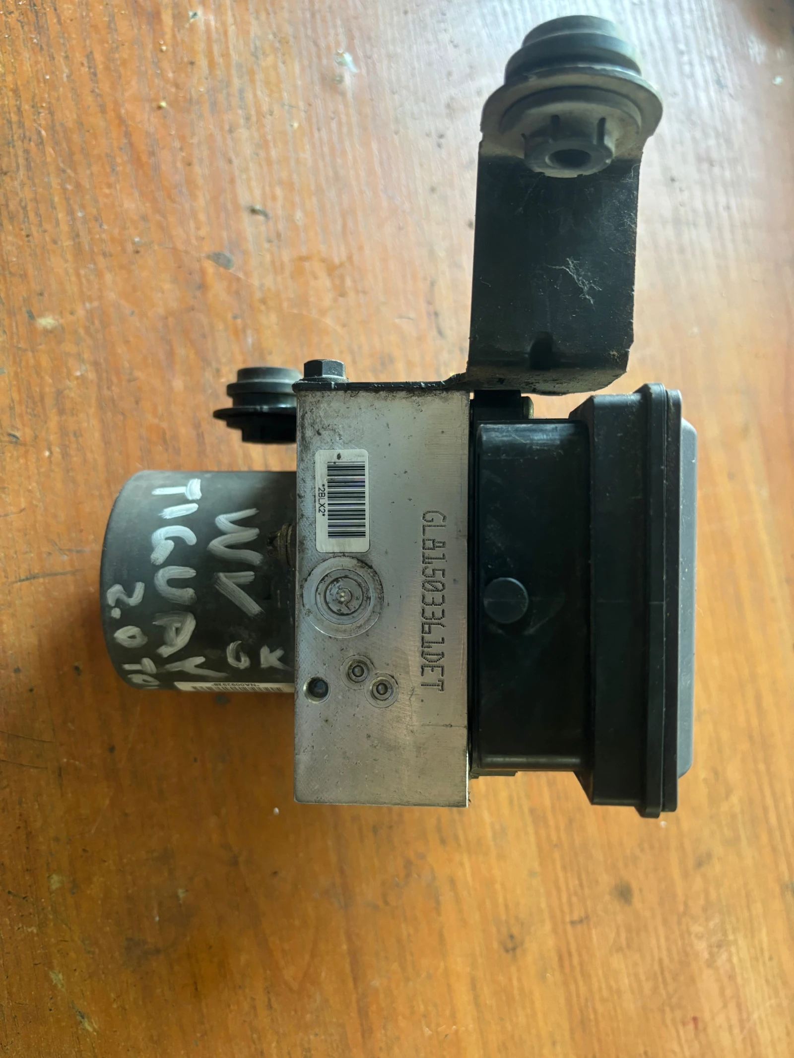 ABS  VW Tiguan 2.0 Tdi 5N0 614 517 L | Mobile.bg   2