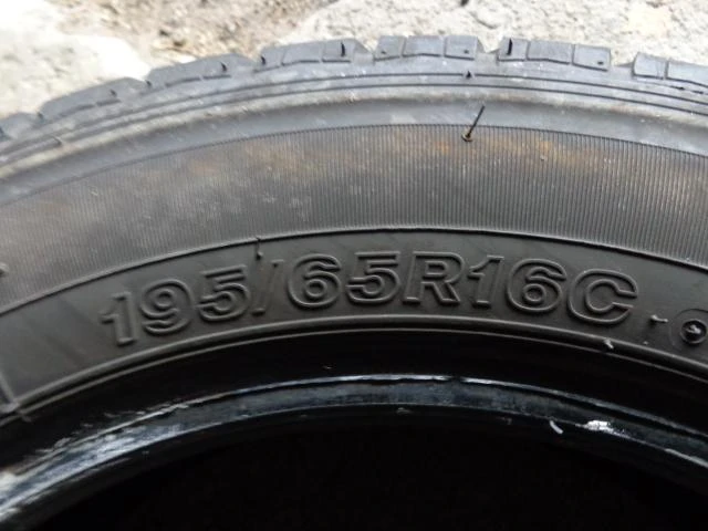 Гуми Летни 195/65R16, снимка 8 - Гуми и джанти - 16341740