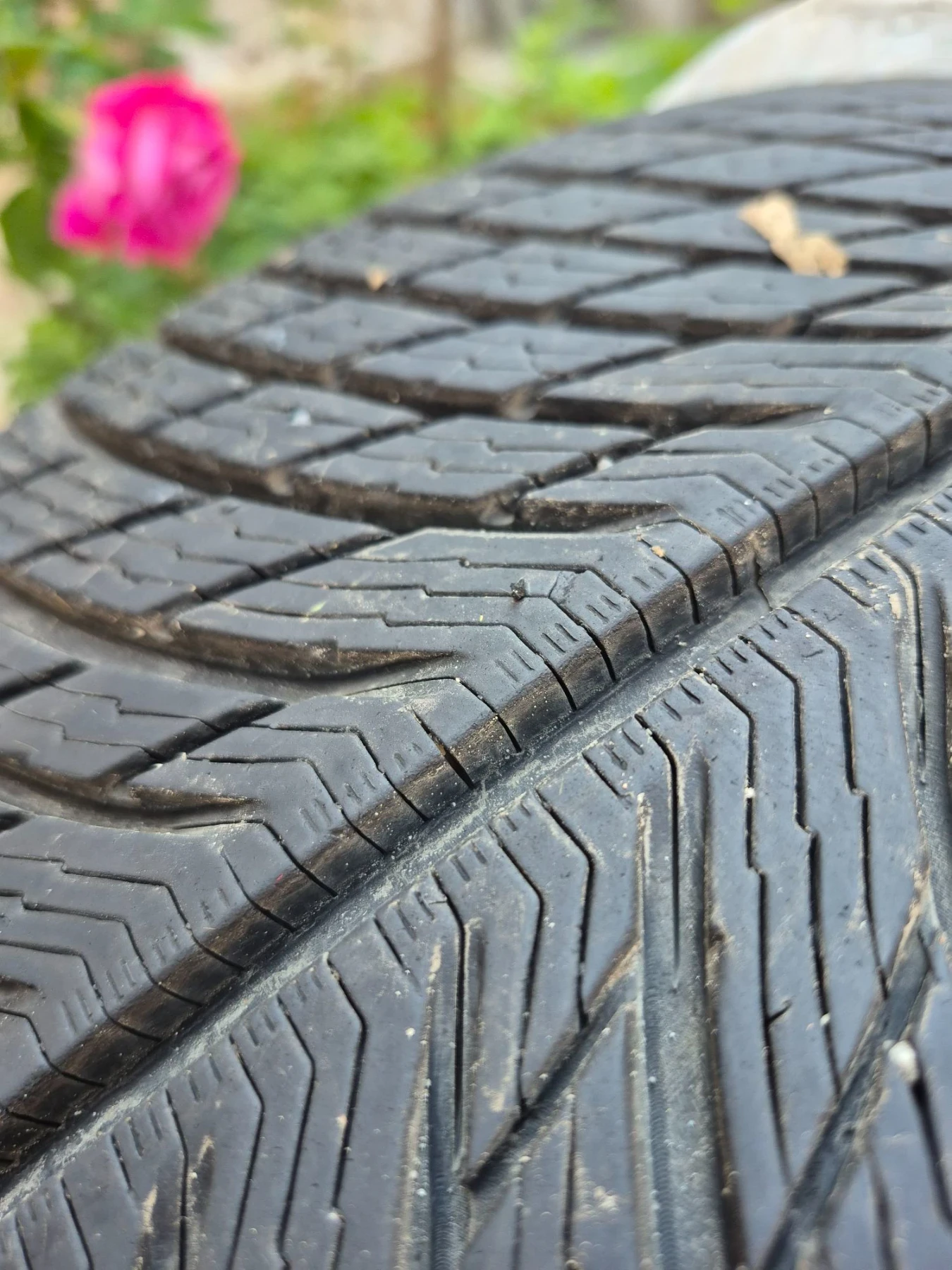 ���� 285/45R22 | Mobile.bg � ����������� 2
